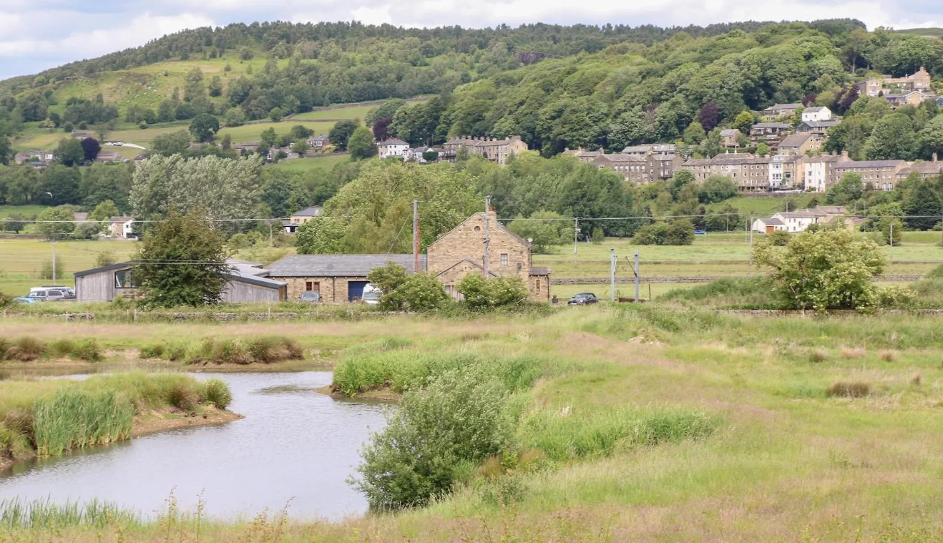 Farnhill View Villa Keighley